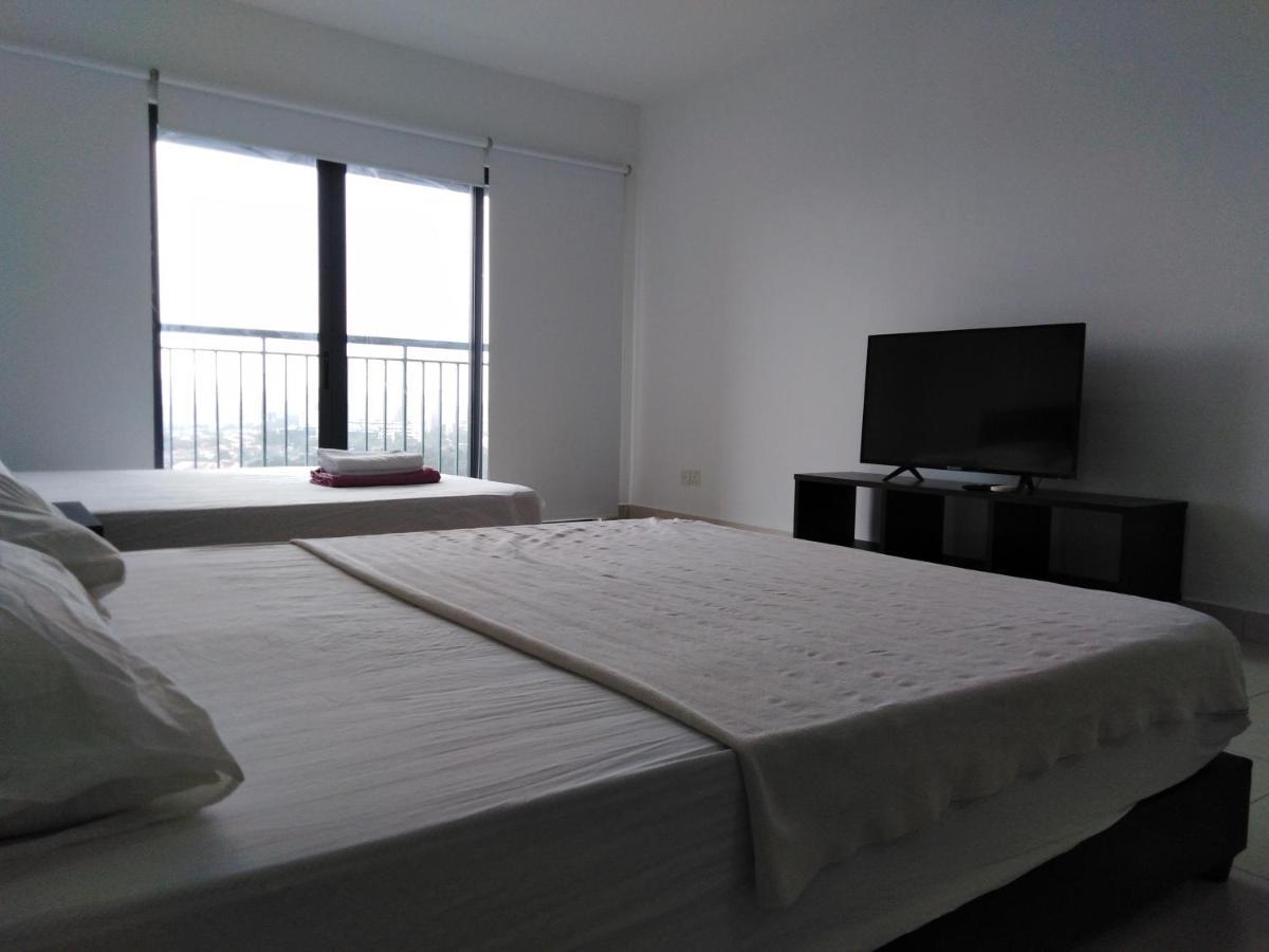 Appartement Pj5 Soho By Wsy à Petaling Jaya Extérieur photo