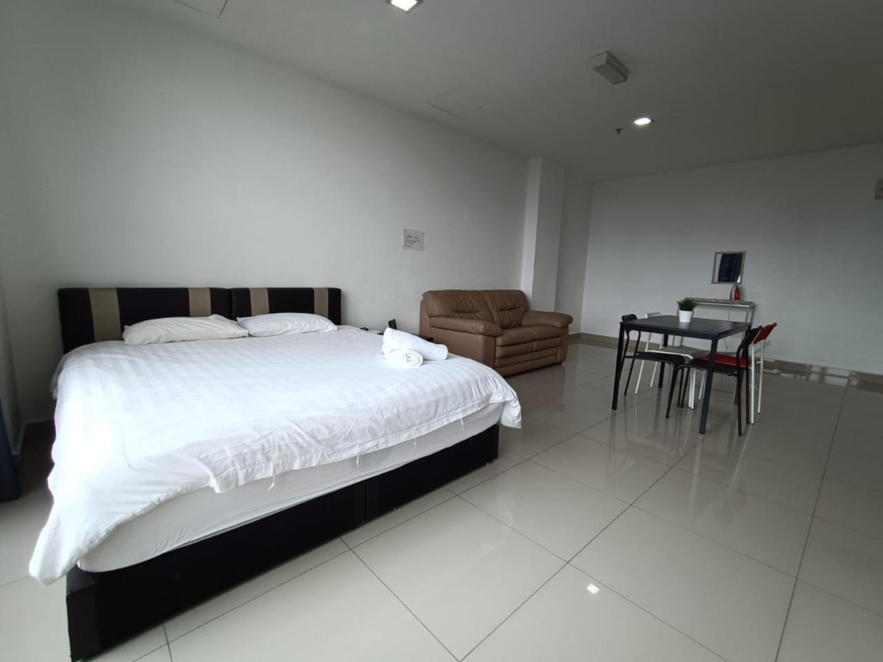 Appartement Pj5 Soho By Wsy à Petaling Jaya Extérieur photo