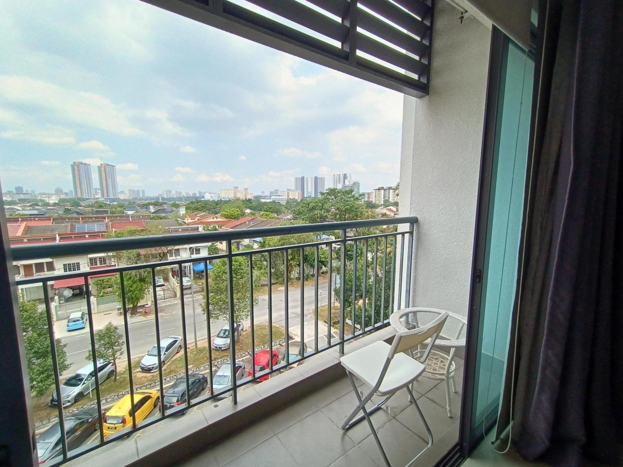 Appartement Pj5 Soho By Wsy à Petaling Jaya Extérieur photo