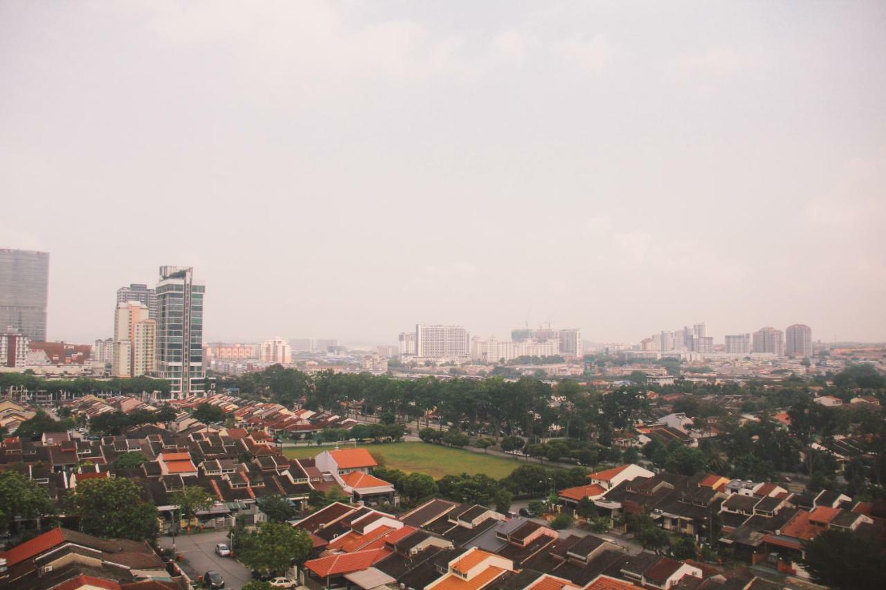 Appartement Pj5 Soho By Wsy à Petaling Jaya Extérieur photo